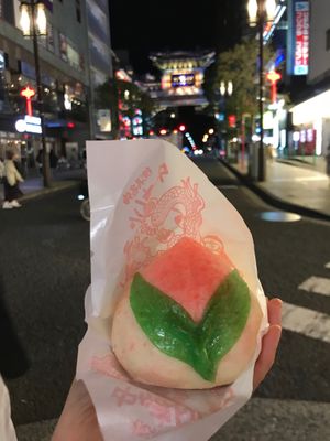 Date and bean paste man at Peking Hanten in Yokohama