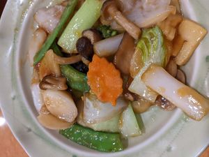 Mixed vegetable with Mochi at Peking Hanten in Yokohama