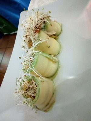 zucchini rolls at Dolmen Bar in Lanzarote