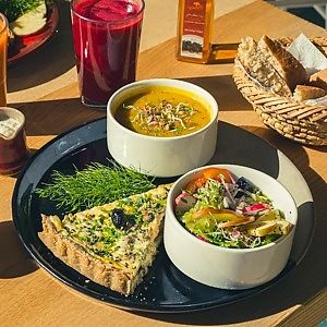 OSAYA

Our chef makes you discover 3 dishes from the menu.
 at Ayaso Restaurant in Marrakech