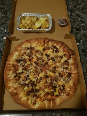 The first ever stuffed crust vegan pizza at Pizza Bite :D at Pizza Bite in Athens