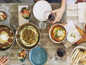 mesa completa at Simply Delicious by Ronen in Mallorca