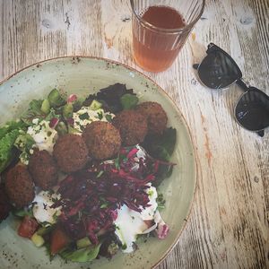 falafel salad at Simply Delicious by Ronen in Mallorca