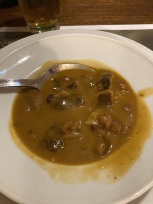 Estofado de judías (dividimos la ración entre 3) at 269 Gastro Vegan in Salamanca