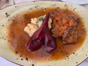 Carrilleras de soja at 269 Gastro Vegan in Salamanca