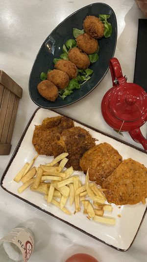 Croquetas de no pollo  at 269 Gastro Vegan in Salamanca
