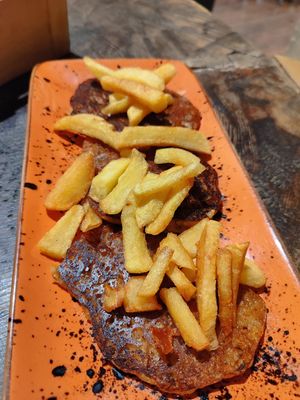 Fariveganato at 269 Gastro Vegan in Salamanca