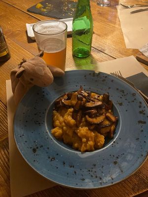 torreznos con papas meneas  at 269 Gastro Vegan in Salamanca
