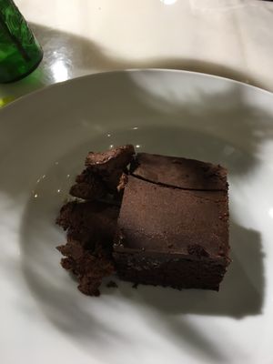 Chocolate cake with ice cream  at 269 Gastro Vegan in Salamanca