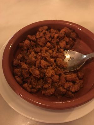 Carne picada vegana! Realmente tenía el sabor a zorza y ella textura muy logrado at 269 Gastro Vegan in Salamanca