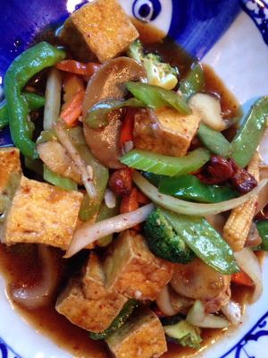 Cashew nut with tofu at Nakorn Thai Cuisine in Brunswick