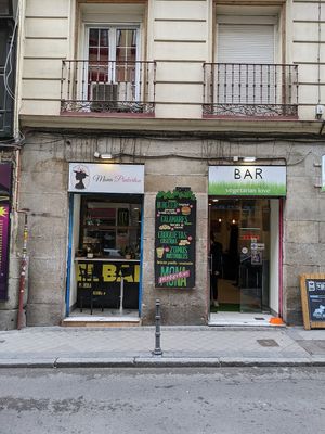 Front. at Mona Pinkerton in Madrid