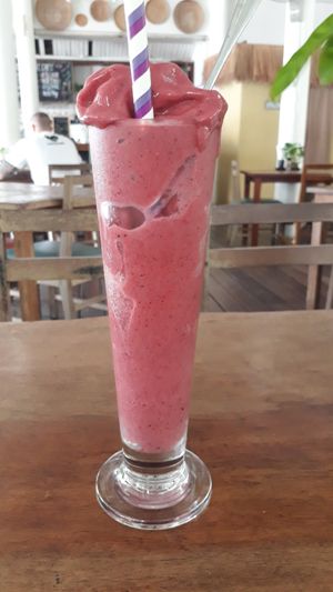 Berries Burst Smoothie at Greenlight Cafe & Bar in Koh Samui
