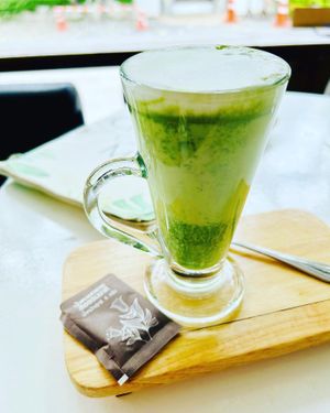 Matcha Latte  at Greenlight Cafe & Bar in Koh Samui