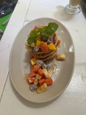 They sprinkled sugar on top of the fruits😒 at Greenlight Cafe & Bar in Koh Samui