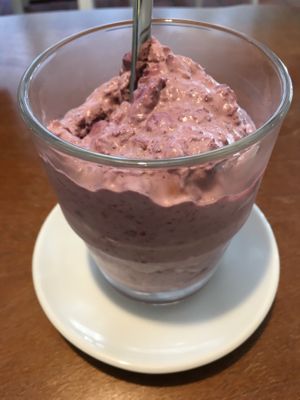 Muesli - so yummy and good at Molly & Alf in Flensburg