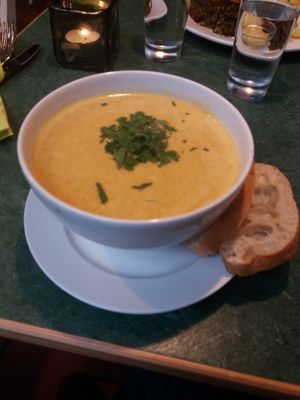 carrot coconut curry soup at Molly & Alf in Flensburg