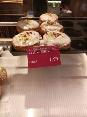 Berliner  #Veganuary at Alnatura - Bahrenfelder Str. in Hamburg