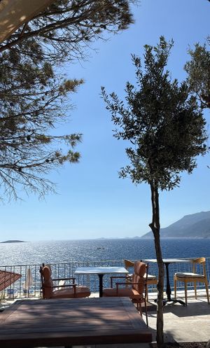   at Oburus Momus in Kas