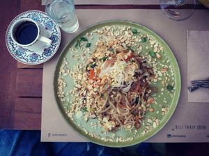 Padthai at Oburus Momus in Kas