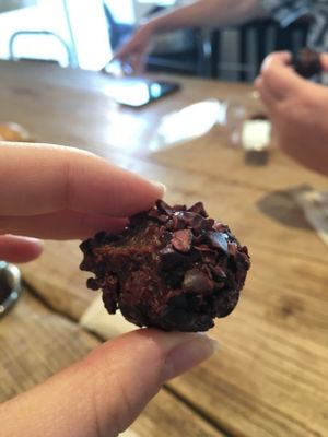 This was freaking delicious! Maca balls or something. I wish I would get more of them or just the recipe (message me if you got the recipe!!) They were kind of expensive... 3 pieces ... at Ziva To Go - Market in Mallorca