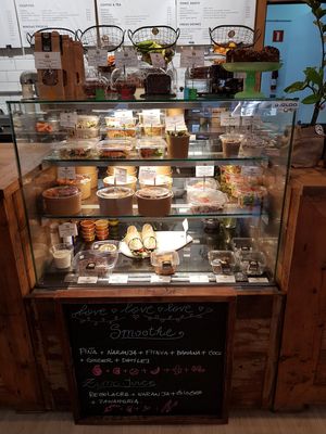 Bowls, sushis, wraps, sandwiches, salads, desserts: everything very good at Ziva To Go - Market in Mallorca