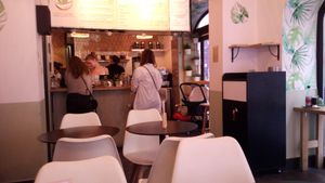 Inside at Green Bowl in Aix-en-provence