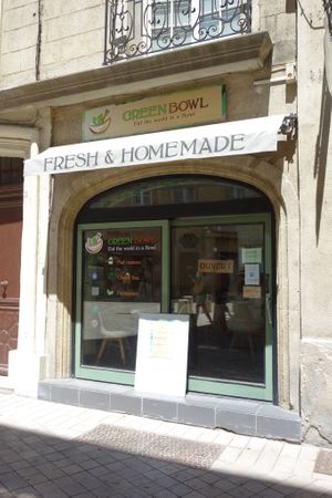 Store front on one corner at Green Bowl in Aix-en-provence