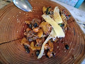 Potatoes ( veggies and vegan chesse) at Yard of Taste in Zakynthos