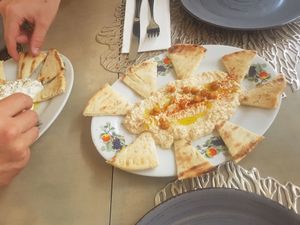 Vegan "Hummus" starter with pitta & roasted chickpeas at Yard of Taste in Zakynthos
