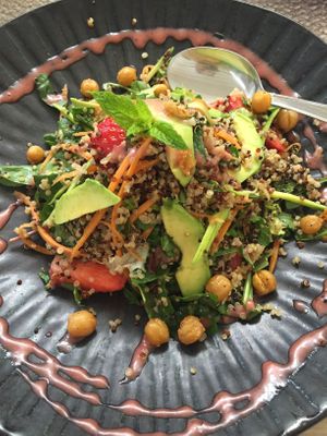 fresh and super-delish quinoa salad (13€?) at Yard of Taste in Zakynthos