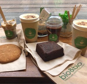 Chia puddings, brownie, peanut butter cookie and pumpkin spice lattes. at bio&bio - Oktogon in Zagreb