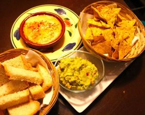 perfect home made guacamole - 100% Vegan Tapas at Green Iguana Bar in Malaga