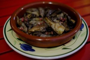 wild mushrooms fried in white wine at Green Iguana Bar in Malaga