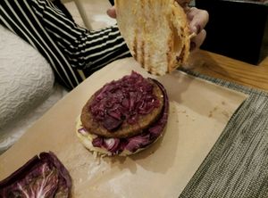 Lennon- seitan burger at Star Pub in Sorrento