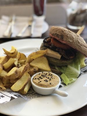 Amazing vegan burger! at Me Gusta in Mallorca
