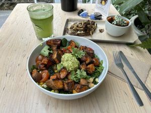 MEX Bowl  at Basico Food & Juice in Mexico City