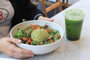 Bowl Tex - Mex (vegan option)  at Basico Food & Juice in Mexico City