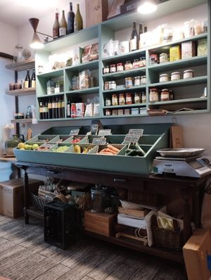  at Carduccio in Florence