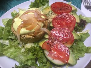 Vegan burger with avocado  at Carduccio in Florence