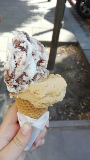 Salted caramel, bueno at Vegestacja in Warsaw