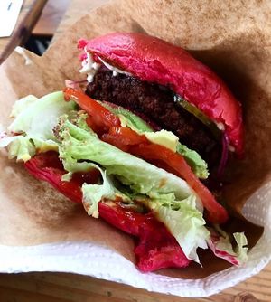 Ampelmännchen Burger  at Tofu Tussis in Berlin