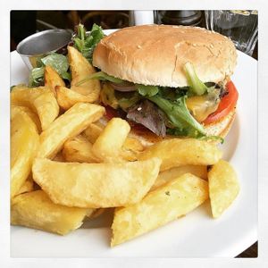 Vegan Cheeseburger at Janine Loves Sunday in Paris
