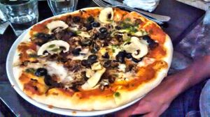 Campione pizza at Janine Loves Sunday in Paris