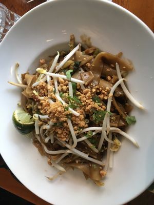 Phad thai! at Janine Loves Sunday in Paris