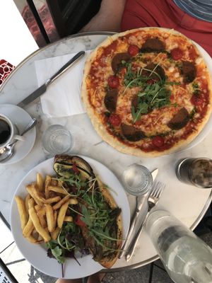 Vegan comfort food in traditional French setting  at Janine Loves Sunday in Paris