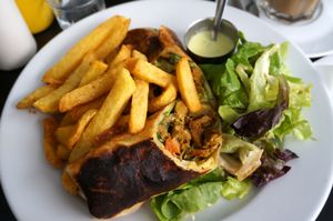 Kebab at Janine Loves Sunday in Paris