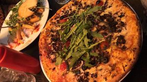 Pizza at Janine Loves Sunday in Paris