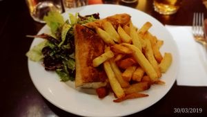 Kebap at Janine Loves Sunday in Paris