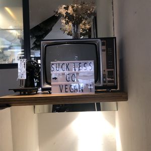 😍 at Janine Loves Sunday in Paris